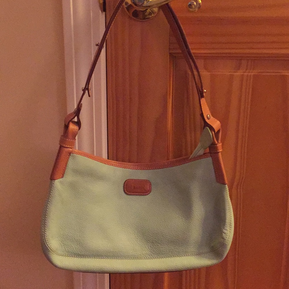 Lightly used. i santi genuine leather purse